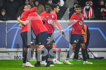 2021-11-23 - Jonathan DAVID of Lille celebrate his goal with Burak YILMAZ of Lille, Timothy WEAH of Lille, Benjamin ANDRE of Lille and REINILDO of Lille during the UEFA Champions League, Group G football match between Lille LOSC and FC Salzburg on November 23, 2021 at Pierre Mauroy stadium in Villeneuve-d'Ascq near Lille, France - LILLE LOSC VS FC SALZBURG - UEFA CHAMPIONS LEAGUE - SOCCER