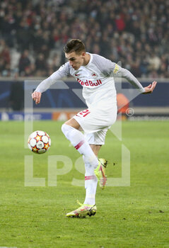 2021-11-23 - Luka Sucic of RB Salzburg during the UEFA Champions League, Group G football match between Lille OSC (LOSC) and FC RB Salzburg on November 23, 2021 at Pierre Mauroy stadium in Villeneuve-d'Ascq near Lille, France - LILLE LOSC VS FC SALZBURG - UEFA CHAMPIONS LEAGUE - SOCCER
