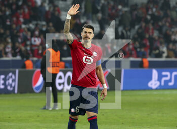 2021-11-23 - Jose Fonte of Lille celebrates the victory following the UEFA Champions League, Group G football match between Lille OSC (LOSC) and FC RB Salzburg on November 23, 2021 at Pierre Mauroy stadium in Villeneuve-d'Ascq near Lille, France - LILLE LOSC VS FC SALZBURG - UEFA CHAMPIONS LEAGUE - SOCCER