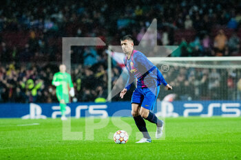 2021-11-23 - Clement Lenglet of FC Barcelona during the UEFA Champions League, Group E football match between FC Barcelona and SL Benfica on November 23, 2021 at Camp Nou stadium in Barcelona, Spain - FC BARCELONA VS SL BENFICA - UEFA CHAMPIONS LEAGUE - SOCCER