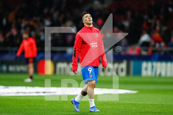 2021-11-24 - Luis Suarez of Atletico de Madrid warms up during the UEFA Champions League, Group B football match between Atletico de Madrid and AC Milan on November 24, 2021 at Wanda Metropolitano stadium in Madrid, Spain - ATLETICO DE MADRID VS AC MILAN - UEFA CHAMPIONS LEAGUE - SOCCER