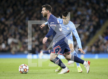 2021-11-24 - Lionel Messi of PSG, Joao Cancelo of Manchester City during the UEFA Champions League, Group A football match between Manchester City and Paris Saint-Germain (PSG) on November 24, 2021 at Etihad Stadium in Manchester, England - MANCHESTER CITY VS PARIS SAINT-GERMAIN (PSG) - UEFA CHAMPIONS LEAGUE - SOCCER