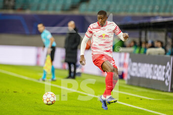 2021-12-07 - Nordi Mukiele (22) of RB Leipzig during the UEFA Champions League, Group A football match between RB Leipzig and Manchester City on December 7, 2021 at Red Bull Arena in Leipzig, Germany - RB LEIPZIG VS MANCHESTER CITY - UEFA CHAMPIONS LEAGUE - SOCCER