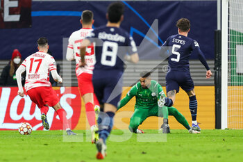 2021-12-07 - Dominik Szoboszlai (17) of RB Leipzig scores the first goal during the UEFA Champions League, Group A football match between RB Leipzig and Manchester City on December 7, 2021 at Red Bull Arena in Leipzig, Germany - RB LEIPZIG VS MANCHESTER CITY - UEFA CHAMPIONS LEAGUE - SOCCER