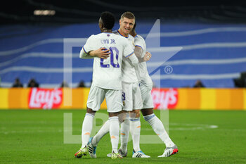 2021-12-07 - Toni Kroos of Real Madrid celebrates a goal 1-0 during the UEFA Champions League, Group D football match between Real Madrid and FC Internazionale on December 7, 2021 at Santiago Bernabeu stadium in Madrid, Spain - REAL MADRID VS FC INTERNAZIONALE - UEFA CHAMPIONS LEAGUE - SOCCER