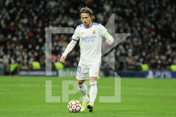 2021-12-07 - Luka Modric of Real Madrid during the UEFA Champions League, Group D football match between Real Madrid and FC Internazionale on December 7, 2021 at Santiago Bernabeu stadium in Madrid, Spain - REAL MADRID VS FC INTERNAZIONALE - UEFA CHAMPIONS LEAGUE - SOCCER