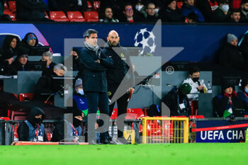 2021-12-08 - MANCHESTER, ENGLAND - DECEMBER 08: head coach David Wagner of Young Boys (L) talks to assistan coach Matteo Vanetta (R) during the UEFA Champions League group F match between Manchester United and BSC Young Boys at Old Trafford on December 8, 2021 in Manchester, United Kingdom. - MANCHESTER UNITED VS BSC YOUNG BOYS - UEFA CHAMPIONS LEAGUE - SOCCER