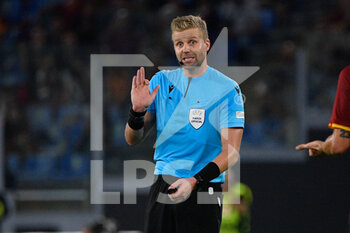 2021-09-16 - Gleen Nyberg referee during the UEFA Europa Conference League football match between AS Roma and CSKA Sofia at The Olympic Stadium in Rome on September 16, 2021. (Photo by FABRIZIO CORRADETTI / LM) - AS ROMA VS CSKA SOFIA - UEFA CONFERENCE LEAGUE - SOCCER