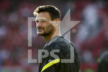 2021-09-16 - Goalkeeper of Tottenham Hugo Lloris warms up during the UEFA Europa Conference League, Group Stage, Group G football match between Stade Rennais and Tottenham Hotspur on September 16, 2021 at Roazhon Park stadium in Rennes, France - STADE RENNAIS VS TOTTENHAM HOTSPUR - UEFA CONFERENCE LEAGUE - SOCCER