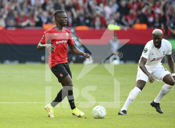 2021-09-16 - Kamaldeen Sulemana of Rennes, Tanguy Ndombele of Tottenham during the UEFA Europa Conference League, Group Stage, Group G football match between Stade Rennais and Tottenham Hotspur on September 16, 2021 at Roazhon Park stadium in Rennes, France - STADE RENNAIS VS TOTTENHAM HOTSPUR - UEFA CONFERENCE LEAGUE - SOCCER