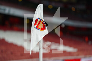 2021-10-26 - A general view of corner flag during the English League Cup, EFL Cup football match between Arsenal and Leeds United on October 26, 2021 at the Emirates Stadium in London, England - ARSENAL VS LEEDS UNITED - ENGLISH LEAGUE CUP - SOCCER