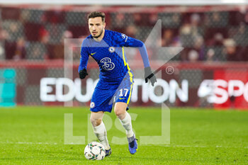 2021-12-22 - Saul Niguez (17) of Chelsea during the English League Cup, EFL Cup quarter-finals football match between Brentford and Chelsea on December 22, 2021 at Brentford Community Stadium in Brentford, England - BRENTFORD VS CHELSEA - ENGLISH LEAGUE CUP - SOCCER