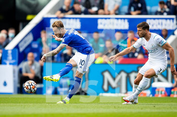 2021-09-11 - Leicester City midfielder James Maddison (10) crosses ball during the Premier League match between Leicester City and Manchester City at the King Power Stadium, Leicester, England on 11 September 2021 - LEICESTER CITY VS MANCHESTER CITY - ENGLISH PREMIER LEAGUE - SOCCER