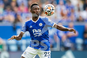 2021-09-11 - Leicester City midfielder Wilfred Ndidi (25) during the Premier League match between Leicester City and Manchester City at the King Power Stadium, Leicester, England on 11 September 2021 - LEICESTER CITY VS MANCHESTER CITY - ENGLISH PREMIER LEAGUE - SOCCER