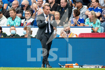2021-09-11 - Leicester City Manager Brendan Rodgers applauds during the Premier League match between Leicester City and Manchester City at the King Power Stadium, Leicester, England on 11 September 2021 - LEICESTER CITY VS MANCHESTER CITY - ENGLISH PREMIER LEAGUE - SOCCER