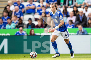 2021-09-11 - Leicester City defender Caglar Soyuncu (4) during the Premier League match between Leicester City and Manchester City at the King Power Stadium, Leicester, England on 11 September 2021 - LEICESTER CITY VS MANCHESTER CITY - ENGLISH PREMIER LEAGUE - SOCCER