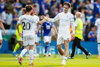 2021-09-11 - Manchester City midfielder Jack Grealish (10) celebrates win with Manchester City midfielder Bernardo Silva (20) during the Premier League match between Leicester City and Manchester City at the King Power Stadium, Leicester, England on 11 September 2021 - LEICESTER CITY VS MANCHESTER CITY - ENGLISH PREMIER LEAGUE - SOCCER