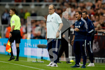 2021-09-17 - Leeds United Marcelo Bielsa during the Premier League match between Newcastle United and Leeds United at St. James's Park, Newcastle, England on 17 September 2021. Photo Simon Davies / ProSportsImages / DPPI - NEWCASTLE UNITED VS LEEDS UNITED - ENGLISH PREMIER LEAGUE - SOCCER