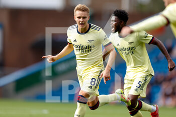 2021-09-18 - GOA Arsenal midfielder Martin Odegaard (8) scores a goal and celebrates to make the score 0-1 during the Premier League match between Burnley and Arsenal at Turf Moor, Burnley, England on 18 September 2021. Photo Simon Davies /ProSportsImages / DPPI - BURNLEY VS ARSENAL - ENGLISH PREMIER LEAGUE - SOCCER