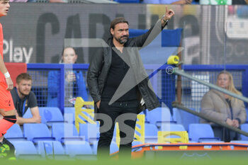2021-09-25 - Norwich City Manager Daniel Farke during the English championship Premier League football match between Everton and Norwich City on September 25, 2021 at Goodison Park in Liverpool, England - EVERTON VS NORWICH CITY - ENGLISH PREMIER LEAGUE - SOCCER