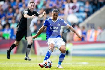2021-09-25 - Leicester City midfielder Youri Tielemans during the English championship Premier League football match between Leicester City and Burnley on September 25 2021 at the King Power Stadium in Leicester, England - LEICESTER CITY VS BURNLEY - ENGLISH PREMIER LEAGUE - SOCCER