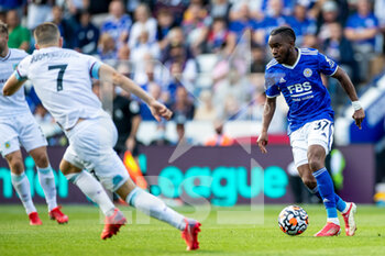 2021-09-25 - Ademola Lookman of Leicester City during the English championship Premier League football match between Leicester City and Burnley on September 25 2021 at the King Power Stadium in Leicester, England - LEICESTER CITY VS BURNLEY - ENGLISH PREMIER LEAGUE - SOCCER