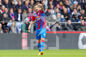 2021-10-23 - Luka Milivojevic (4) of Crystal Palace during the English championship Premier League football match between Crystal Palace and Newcastle United on October 23, 2021 at Selhurst Park in London, England - CRYSTAL PALACE VS NEWCASTLE UNITED - ENGLISH PREMIER LEAGUE - SOCCER