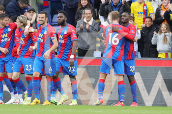 2021-10-23 - Christian Benteke (20) of Crystal Palace scores a goal and celebrates during the English championship Premier League football match between Crystal Palace and Newcastle United on October 23, 2021 at Selhurst Park in London, England - CRYSTAL PALACE VS NEWCASTLE UNITED - ENGLISH PREMIER LEAGUE - SOCCER