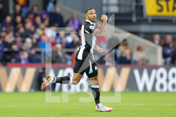 2021-10-23 - Callum Wilson (9) of Newcastle United scores the equaliser and celebrates during the English championship Premier League football match between Crystal Palace and Newcastle United on October 23, 2021 at Selhurst Park in London, England - CRYSTAL PALACE VS NEWCASTLE UNITED - ENGLISH PREMIER LEAGUE - SOCCER