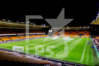 2021-11-01 - General view during the English championship Premier League football match between Wolverhampton Wanderers and Everton on November 1, 2021 at Molineux stadium in Wolverhampton, England - WOLVERHAMPTON WANDERERS VS EVERTON - ENGLISH PREMIER LEAGUE - SOCCER