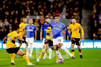 2021-11-01 - Everton midfielder Jean-Philippe Gbamin during the English championship Premier League football match between Wolverhampton Wanderers and Everton on November 1, 2021 at Molineux stadium in Wolverhampton, England - WOLVERHAMPTON WANDERERS VS EVERTON - ENGLISH PREMIER LEAGUE - SOCCER