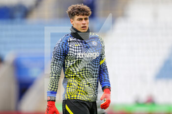 2021-11-20 - Kepa Arrizabalaga (1) of Chelsea warms up during the English championship Premier League football match between Leicester City and Chelsea on November 20, 2021 at the King Power Stadium in Leicester, England - LEICESTER CITY VS CHELSEA - ENGLISH PREMIER LEAGUE - SOCCER