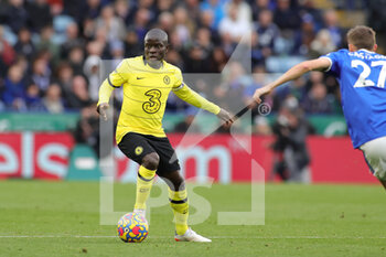 2021-11-20 - N'Golo Kante of Chelsea during the English championship Premier League football match between Leicester City and Chelsea on November 20, 2021 at the King Power Stadium in Leicester, England - LEICESTER CITY VS CHELSEA - ENGLISH PREMIER LEAGUE - SOCCER