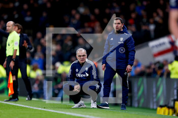 2021-11-21 - Leeds United Manager Marcelo Bielsa during the English championship Premier League football match between Tottenham Hotspur and Leeds United on November 21, 2021 at Tottenham Hotspur Stadium in London, England - TOTTENHAM HOTSPUR VS LEEDS UNITED - ENGLISH PREMIER LEAGUE - SOCCER