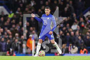 2021-11-29 - Chelsea Defender Thiago Silva during the English championship Premier League football match between Chelsea and Manchester United on November 28, 2021 at Stamford Bridge in London, England - CHELSEA VS MANCHESTER UNITED - ENGLISH PREMIER LEAGUE - SOCCER