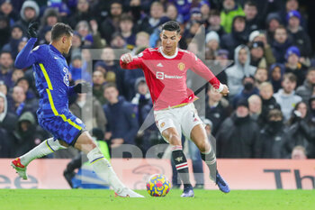 2021-11-29 - Manchester United Forward Cristiano Ronaldo (7) battles with Chelsea Defender Thiago Silva during the English championship Premier League football match between Chelsea and Manchester United on November 28, 2021 at Stamford Bridge in London, England - CHELSEA VS MANCHESTER UNITED - ENGLISH PREMIER LEAGUE - SOCCER
