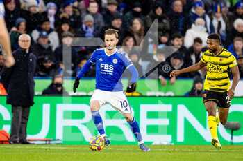 2021-11-28 - Leicester City Midfielder James Maddison during the English championship Premier League football match between Leicester City and Watford on November 28, 2021 at the King Power Stadium in Leicester, England - LEICESTER CITY VS WATFORD - ENGLISH PREMIER LEAGUE - SOCCER