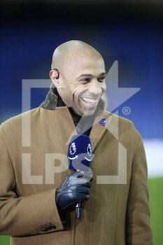 2021-12-01 - Thierry Henry during the English championship Premier League football match between Everton and Liverpool on December 1, 2021 at Goodison Park in Liverpool, England - EVERTON VS LIVERPOOL - ENGLISH PREMIER LEAGUE - SOCCER
