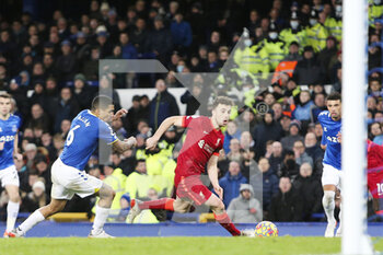 2021-12-01 - Liverpool forward Diogo Jota (20) goes through and scores a goal 1-4 during the English championship Premier League football match between Everton and Liverpool on December 1, 2021 at Goodison Park in Liverpool, England - EVERTON VS LIVERPOOL - ENGLISH PREMIER LEAGUE - SOCCER