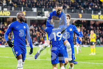 2021-12-01 - Chelsea midfielder Hakim Ziyech (22) celebrates his goal 1-2 with Mason Mount during the English championship Premier League football match between Watford and Chelsea on December 1, 2021 at Vicarage Road in Watford, England - WATFORD VS CHELSEA - ENGLISH PREMIER LEAGUE - SOCCER