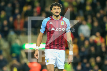 2021-12-14 - Tyrone Mings (5) of Aston Villa during the English championship Premier League football match between Norwich City and Aston Villa on December 14, 2021 at Carrow Road in Norwich, England - NORWICH CITY VS ASTON VILLA - ENGLISH PREMIER LEAGUE - SOCCER