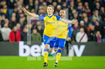 2021-12-15 - Southampton midfielder James Ward-Prowse (8) celebrates his goal 1-1 during the English championship Premier League football match between Crystal Palace and Southampton on December 15, 2021 at Selhurst Park in London, England - CRYSTAL PALACE VS SOUTHAMPTON - ENGLISH PREMIER LEAGUE - SOCCER