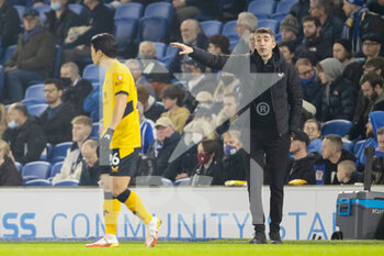 2021-12-15 - Wolverhampton Wanderers head coach Bruno Lage during the English championship Premier League football match between Brighton and Hove Albion and Wolverhampton Wanderers on December 15, 2021 at the American Express Community Stadium in Brighton and Hove, England - BRIGHTON AND HOVE ALBION VS WOLVERHAMPTON WANDERERS - ENGLISH PREMIER LEAGUE - SOCCER
