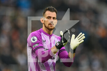 2021-12-19 - Martin Dubravka of Newcastle during the English championship Premier League football match between Newcastle United and Manchester City on December 19, 2021 at St James's Park in Newcastle, England - NEWCASTLE UNITED VS MANCHESTER CITY - ENGLISH PREMIER LEAGUE - SOCCER