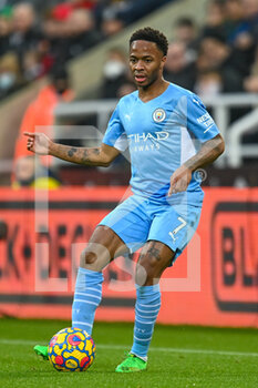 2021-12-19 - Raheem Sterling of Manchester City during the English championship Premier League football match between Newcastle United and Manchester City on December 19, 2021 at St James's Park in Newcastle, England - NEWCASTLE UNITED VS MANCHESTER CITY - ENGLISH PREMIER LEAGUE - SOCCER