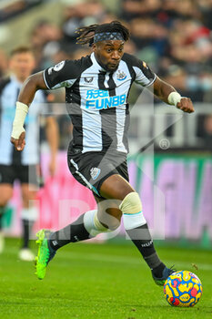2021-12-19 - Allan Saint-Maximin of Newcastle during the English championship Premier League football match between Newcastle United and Manchester City on December 19, 2021 at St James's Park in Newcastle, England - NEWCASTLE UNITED VS MANCHESTER CITY - ENGLISH PREMIER LEAGUE - SOCCER