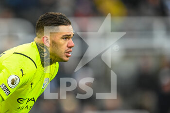 2021-12-19 - Ederson of Manchester City during the English championship Premier League football match between Newcastle United and Manchester City on December 19, 2021 at St James's Park in Newcastle, England - NEWCASTLE UNITED VS MANCHESTER CITY - ENGLISH PREMIER LEAGUE - SOCCER