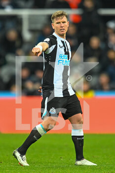 2021-12-19 - Matt Ritchie of Newcastle during the English championship Premier League football match between Newcastle United and Manchester City on December 19, 2021 at St James's Park in Newcastle, England - NEWCASTLE UNITED VS MANCHESTER CITY - ENGLISH PREMIER LEAGUE - SOCCER