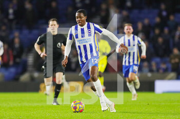 2021-12-27 - Brighton and Hove Albion midfielder Enock Mwepu (12) during the English championship Premier League football match between Brighton and Hove Albion and Brentford on December 26, 2021 at the American Express Community Stadium in Brighton and Hove, England - BRIGHTON AND HOVE ALBION VS BRENTFORD - ENGLISH PREMIER LEAGUE - SOCCER