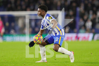 2021-12-27 - Brighton and Hove Albion defender Tariq Lamptey during the English championship Premier League football match between Brighton and Hove Albion and Brentford on December 26, 2021 at the American Express Community Stadium in Brighton and Hove, England - BRIGHTON AND HOVE ALBION VS BRENTFORD - ENGLISH PREMIER LEAGUE - SOCCER